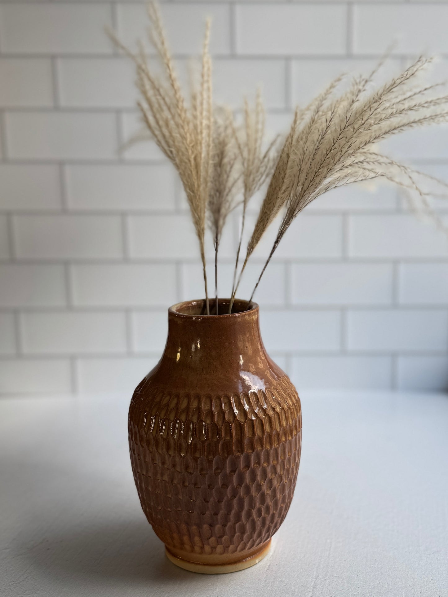 Khaki textured vase